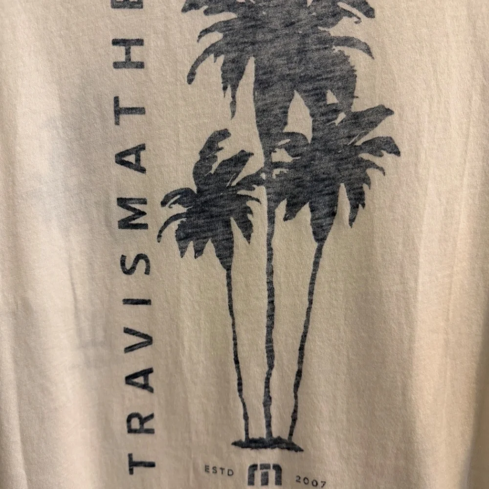 Travis Matthew Tee Shirt Large Washed Finish - Picture 6 of 6